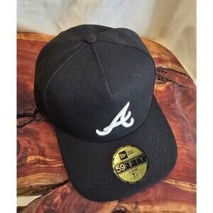 Atlanta Braves MLB New Era Black White 59Fifty 7 1/4 Fitted Hat Cap Genuine New